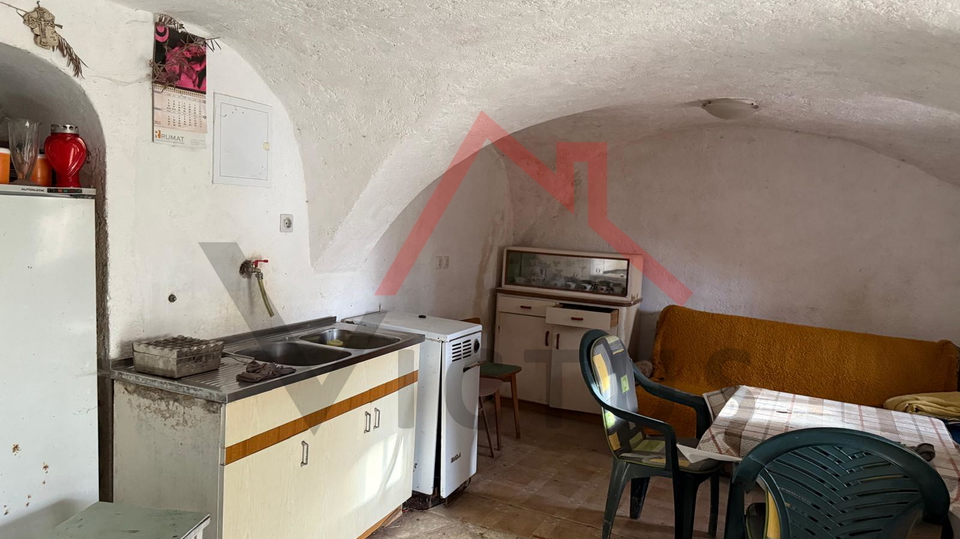 GRIŽANE - Kamena kuća