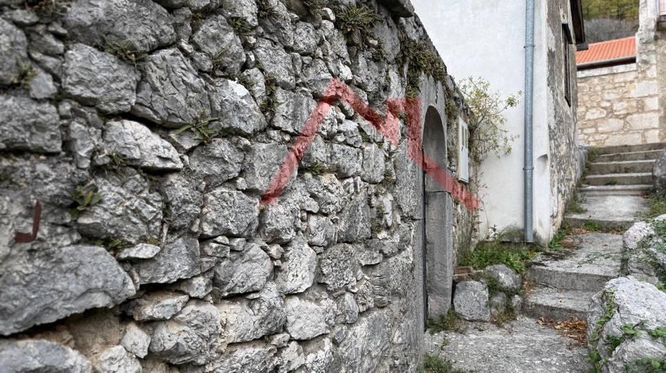 GRIŽANE - Kamena kuća