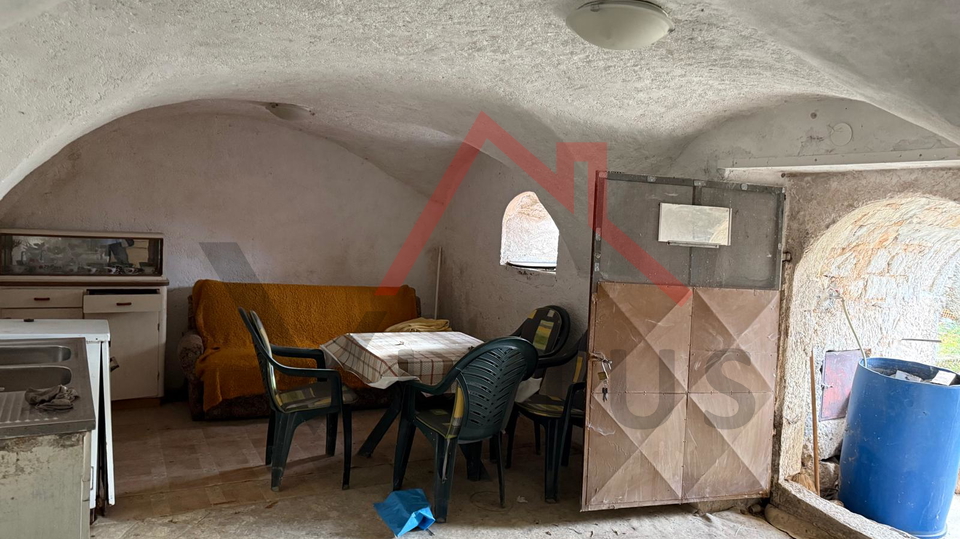 GRIŽANE - Kamena kuća