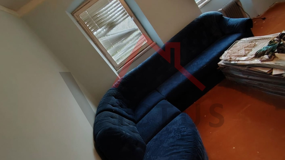 GRIŽANE - Dvije kuće i pomoćni objekt