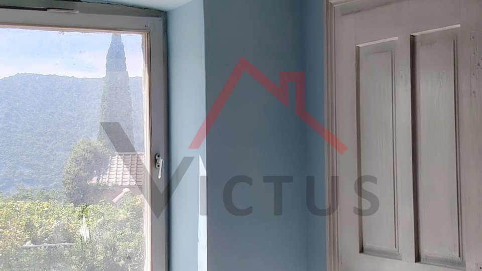 GRIŽANE - Dvije kuće i pomoćni objekt