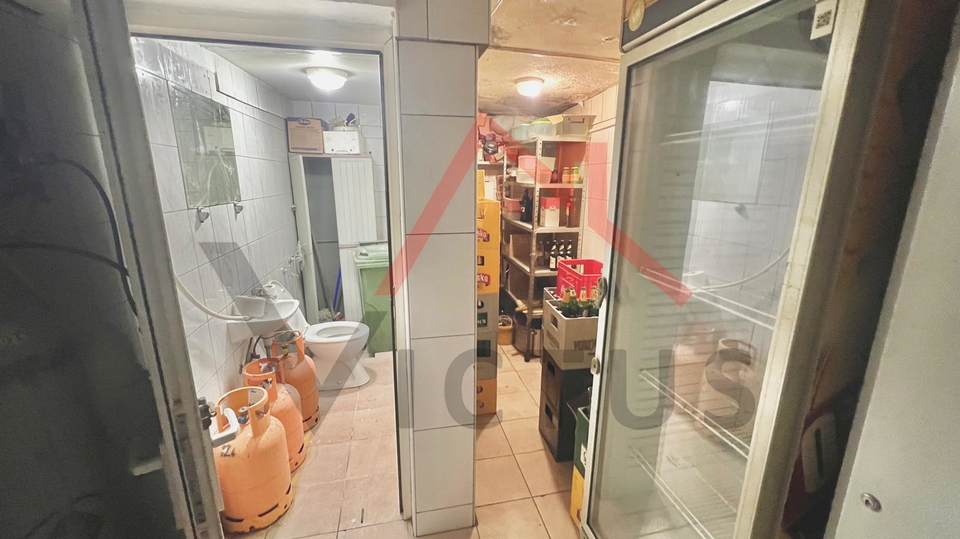 CRIKVENICA - Restoran u centru grada