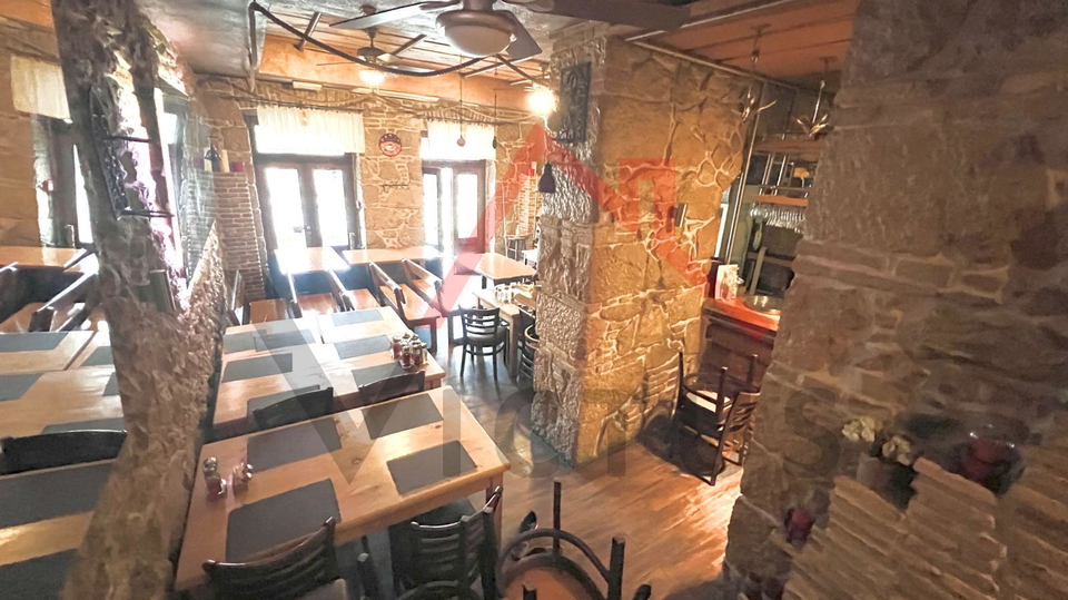 CRIKVENICA - Restoran u centru grada