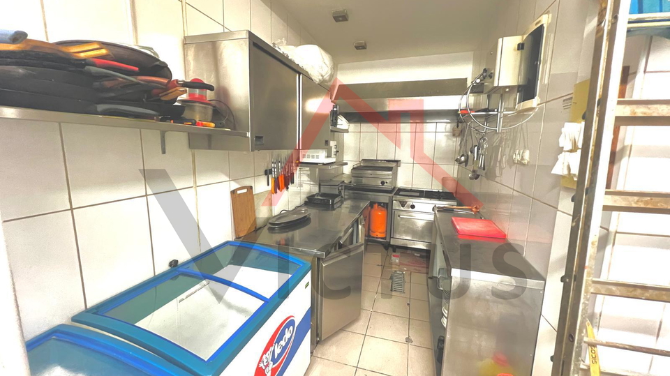 CRIKVENICA - Restoran u centru grada