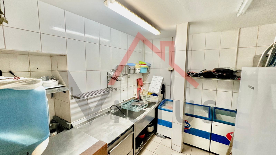 CRIKVENICA - Restoran u centru grada