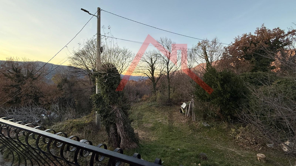 GRIŽANE - Haus mit Swimmingpool im Hinterland
