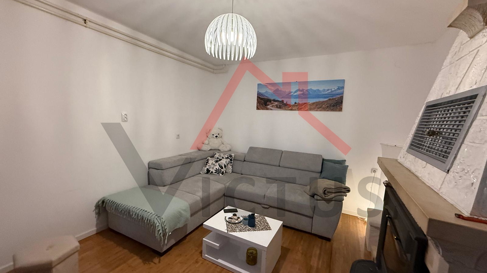 GRIŽANE - Haus mit Swimmingpool im Hinterland