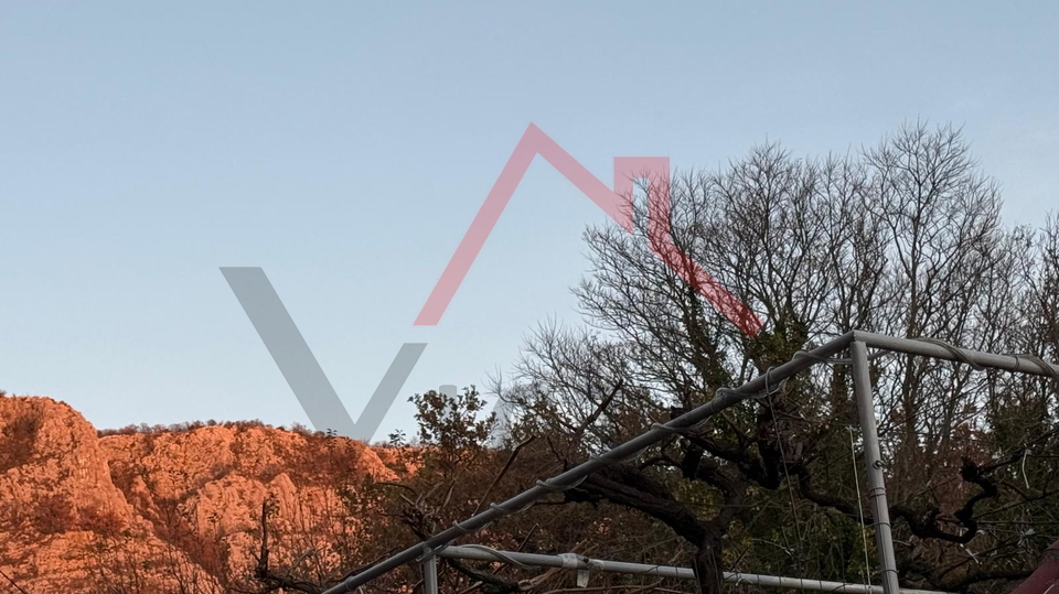 GRIŽANE - Haus mit Swimmingpool im Hinterland