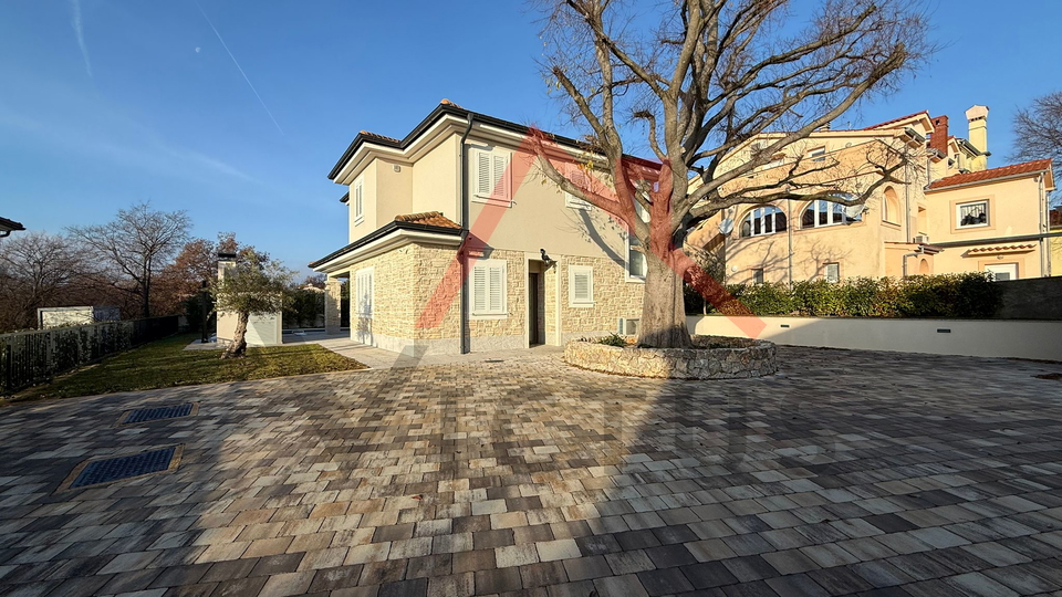 GARICA - Villa mit Pool und Wellnessbereich