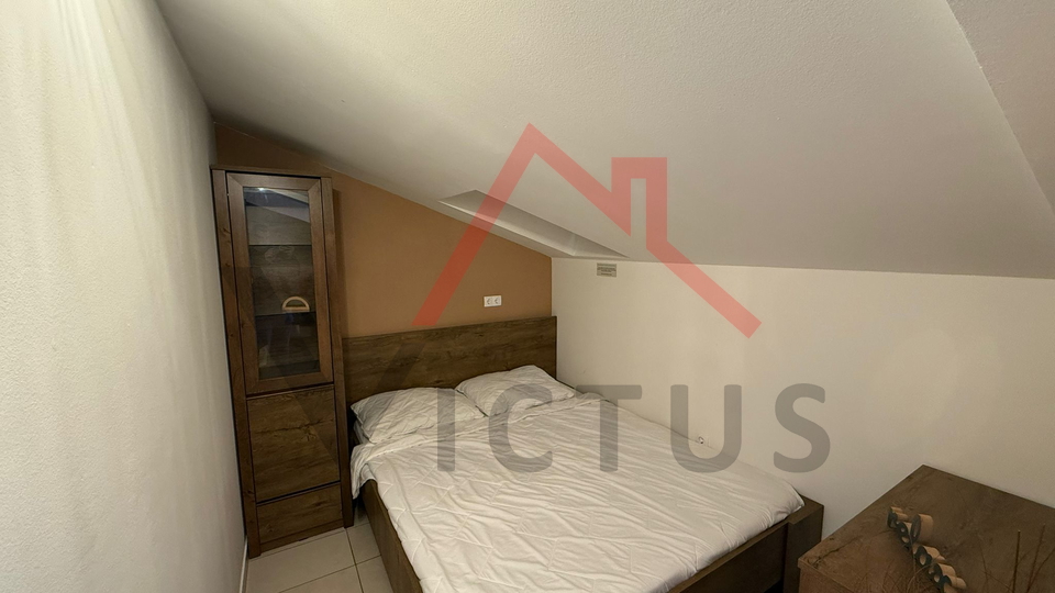 CRIKVENICA - 2Z&plus;DB&comma; Wohnung in erster Meereslinie&comma; 41 m&sup2;