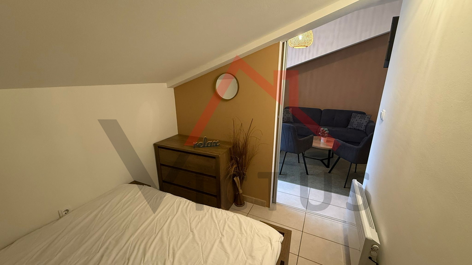 CRIKVENICA - 2Z&plus;DB&comma; Wohnung in erster Meereslinie&comma; 41 m&sup2;