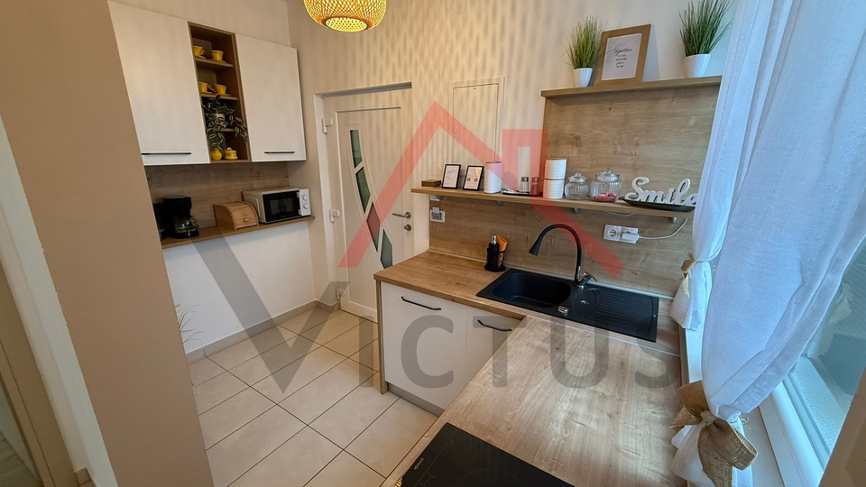 CRIKVENICA - 2Z&plus;DB&comma; Wohnung in erster Meereslinie&comma; 41 m&sup2;