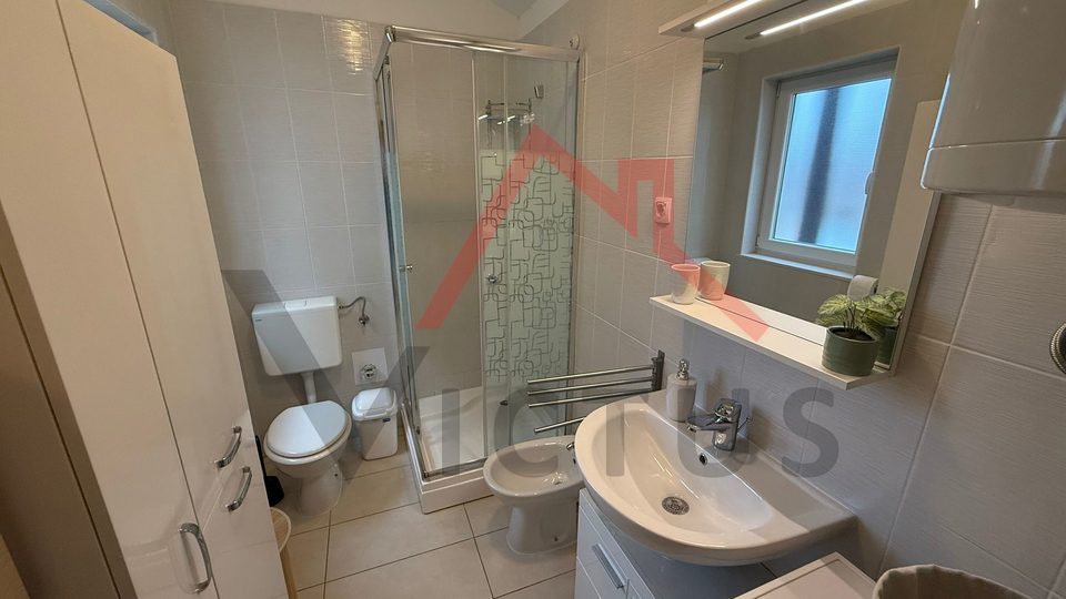 CRIKVENICA - 2Z&plus;DB&comma; Wohnung in erster Meereslinie&comma; 41 m&sup2;