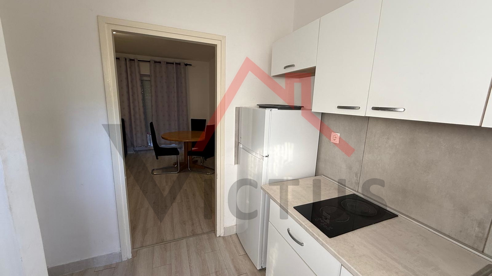 KRALJEVICA &ndash; Gar&ccedil;onniere&comma; 100 Meter vom Strand entfernt&comma; 28 m&sup2;