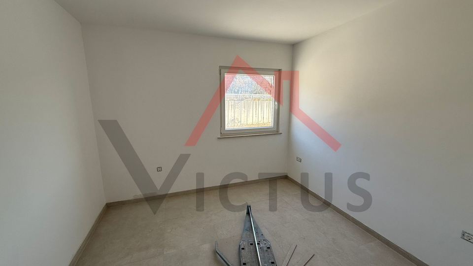 CRIKVENICA - 1S&plus;DB&comma; Wohnung mit Terrasse&comma; 61 m2