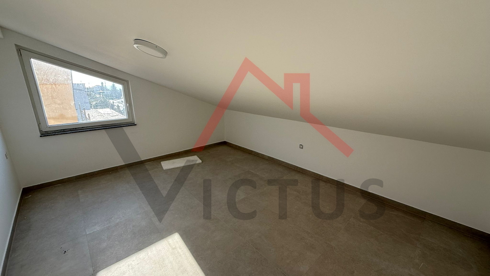 CRIKVENICA - 2Z&plus;DB&comma; Wohnung mit Terrasse und Abstellraum&comma; 81 m2