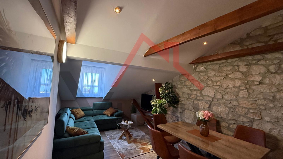 CRIKVENICA - 1-Zimmer-Wohnung mit Wohnzimmer&comma; Wohnung nur 150 m vom Meer entfernt