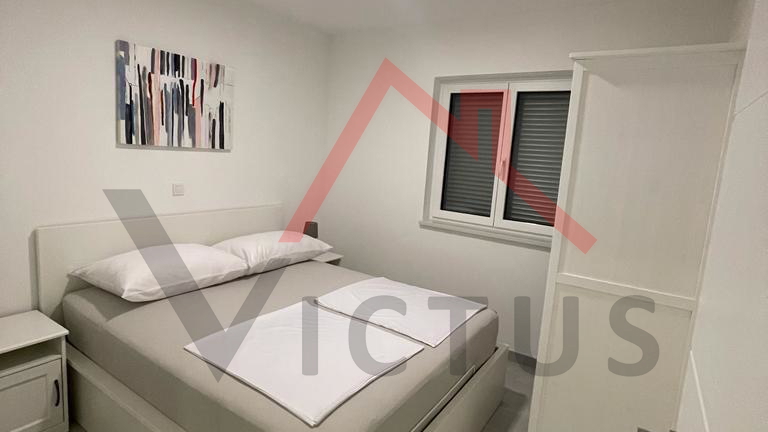 CRIKVENICA - 2 camere &plus; soggiorno con angolo cottura&comma; appartamento con piscina