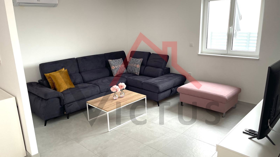 CRIKVENICA - 2 camere &plus; soggiorno con angolo cottura&comma; appartamento con piscina