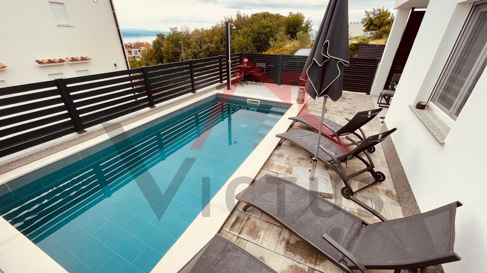 CRIKVENICA - 2 camere &plus; soggiorno con angolo cottura&comma; appartamento con piscina