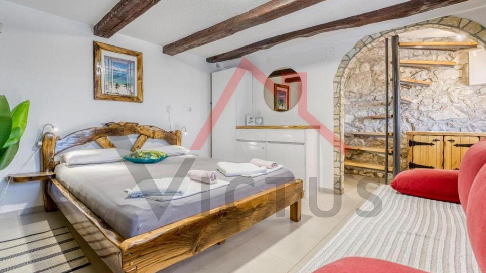 CRIKVENICA &ndash; Steinhaus mit Panoramablick auf das Meer