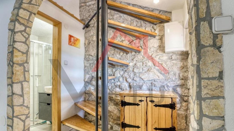 CRIKVENICA &ndash; Steinhaus mit Panoramablick auf das Meer