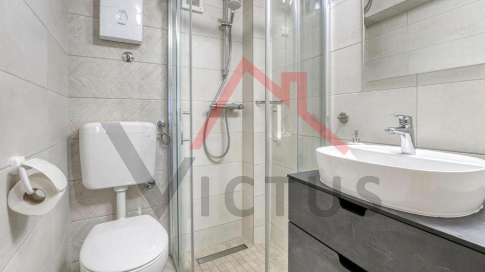 CRIKVENICA &ndash; Steinhaus mit Panoramablick auf das Meer