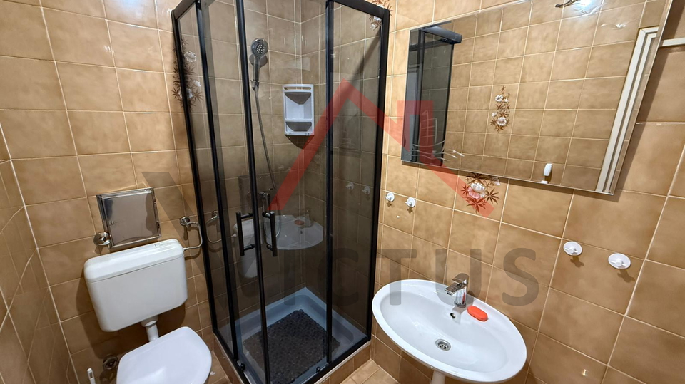 CRIKVENICA - 2S&plus;DB&comma; stan s oku&cacute;nicom i pogledom na more