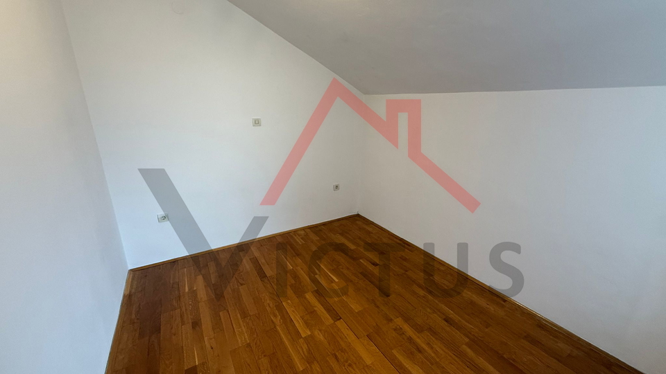 JADRANOVO - 2S&plus;DB&comma; Ampio appartamento vicino al mare&comma; 59 m2