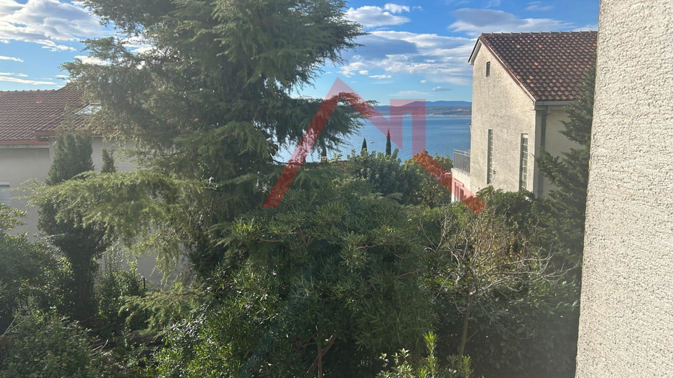 CRIKVENICA - Ku&cacute;a za investiciju