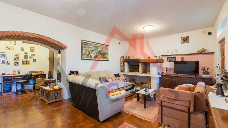 CRIKVENICA - Stone house with yard and garage