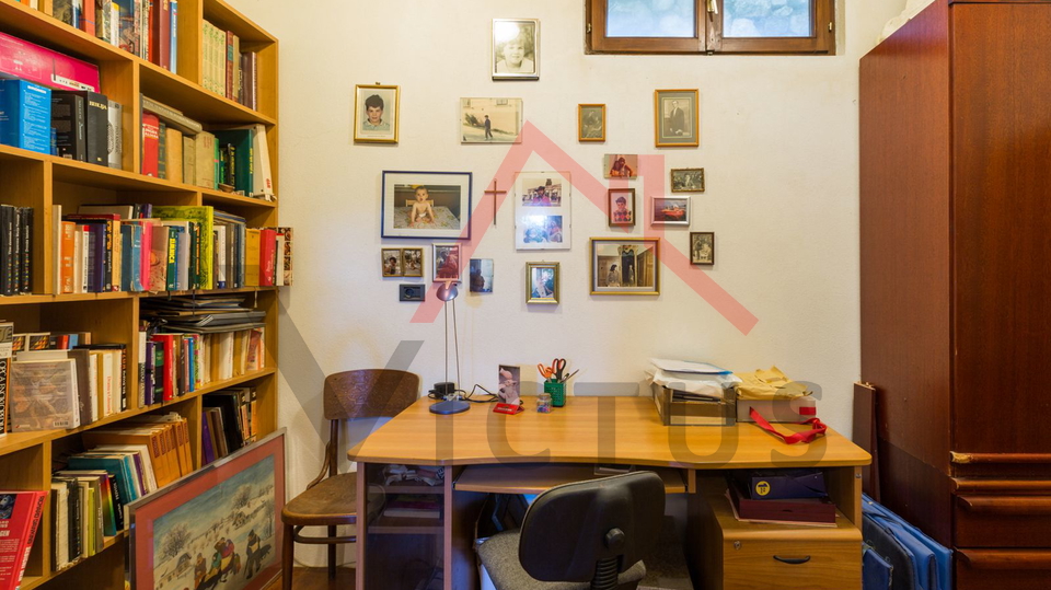 CRIKVENICA - Stone house with yard and garage