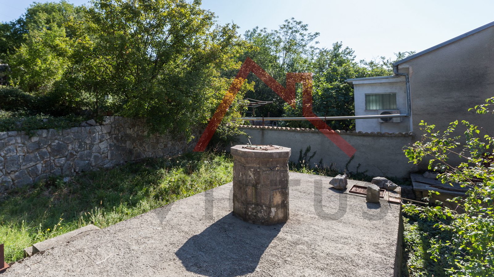 CRIKVENICA - Stone house with yard and garage