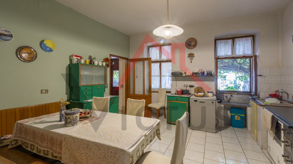 CRIKVENICA - Stone house with yard and garage