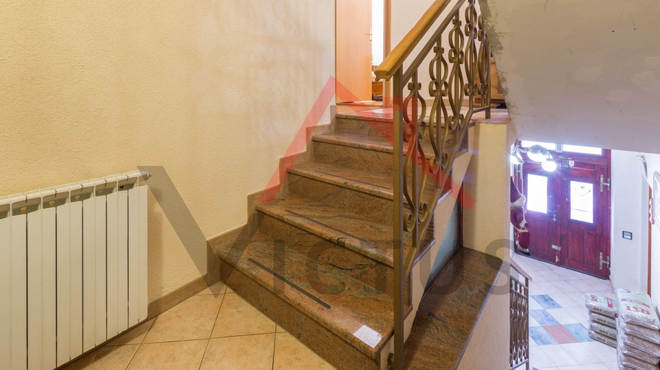 CRIKVENICA - Stone house with yard and garage