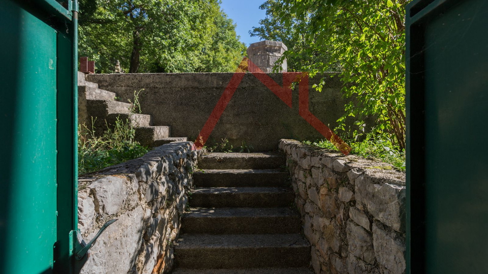 CRIKVENICA - Stone house with yard and garage
