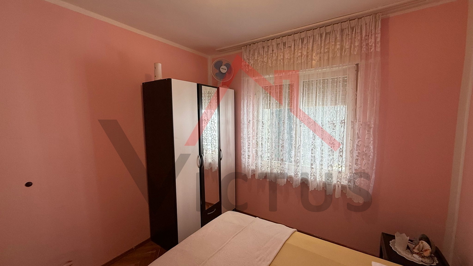 CRIKVENICA - Ground floor apartment with garden