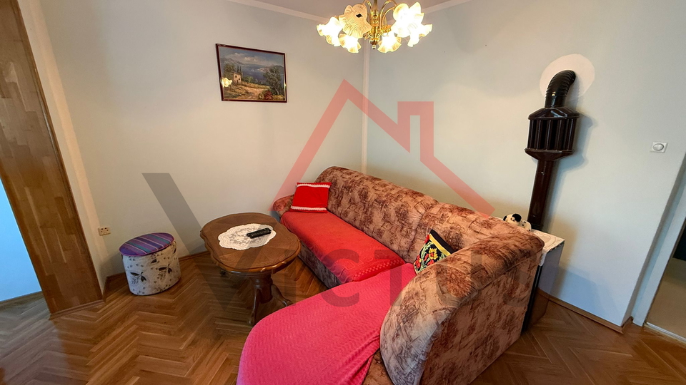 CRIKVENICA - Ground floor apartment with garden