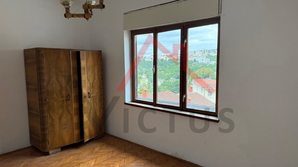 NOVI VINODOLSKI - Ku&cacute;a u blizini centra