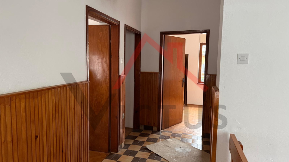 NOVI VINODOLSKI - Ku&cacute;a u blizini centra