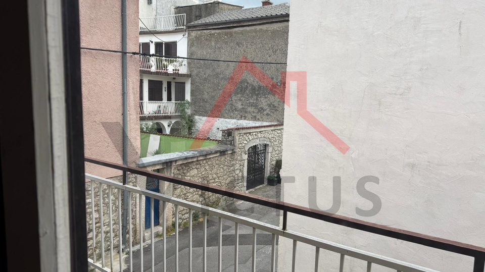 NOVI VINODOLSKI - Ku&cacute;a u blizini centra