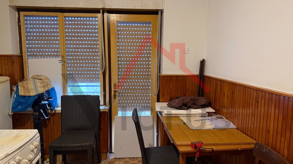 NOVI VINODOLSKI - Ku&cacute;a u blizini centra