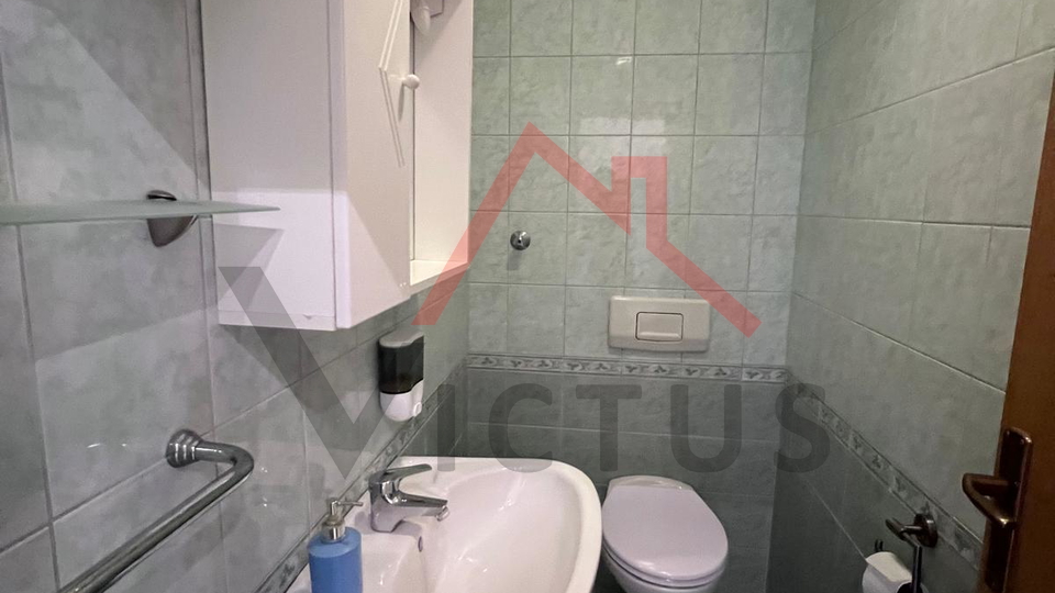 CRIKVENICA - 3 Zimmer &plus; Esszimmer&comma; ger&auml;umige Wohnung mit Meerblick&comma; 77 m&sup2;