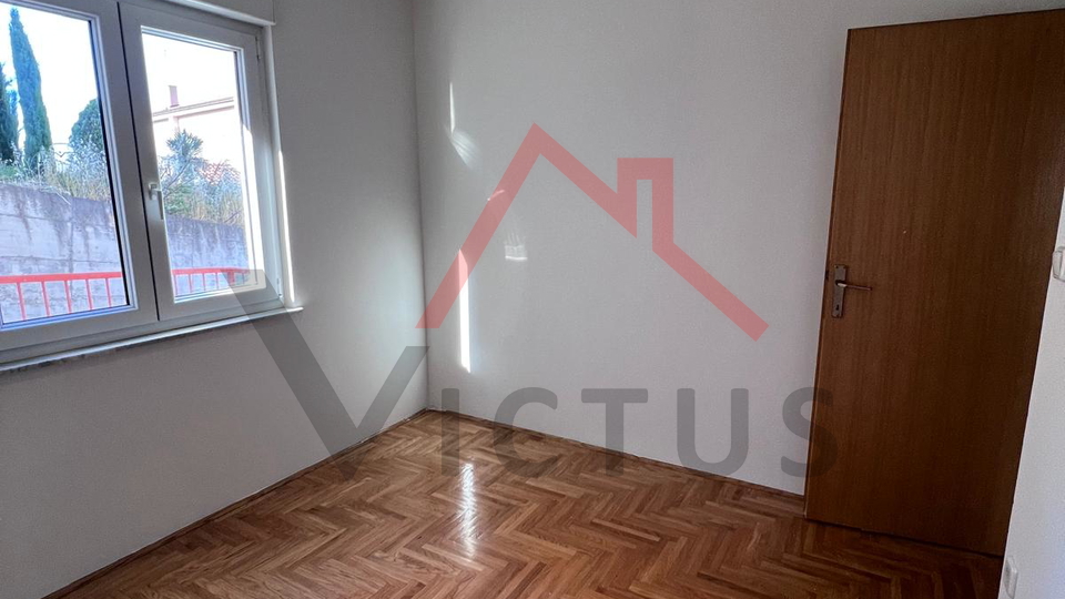 CRIKVENICA - 3 Zimmer &plus; Esszimmer&comma; ger&auml;umige Wohnung mit Meerblick&comma; 77 m&sup2;