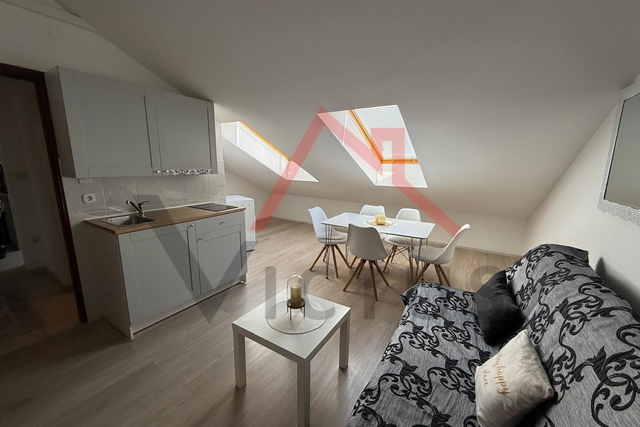 SELCE – Adaptierte Wohnung im 3. Stock, 45 m²