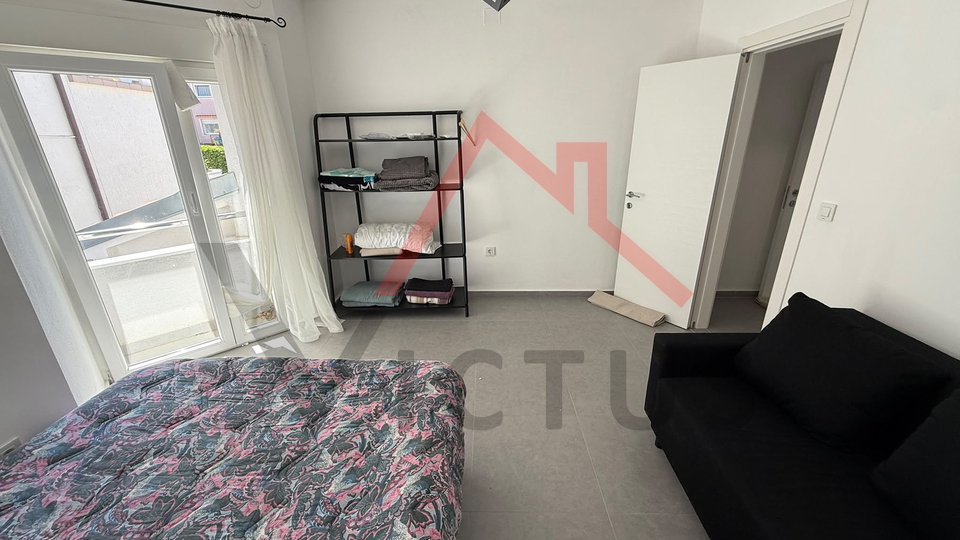 CRIKVENICA - Ampio appartamento con vista mare