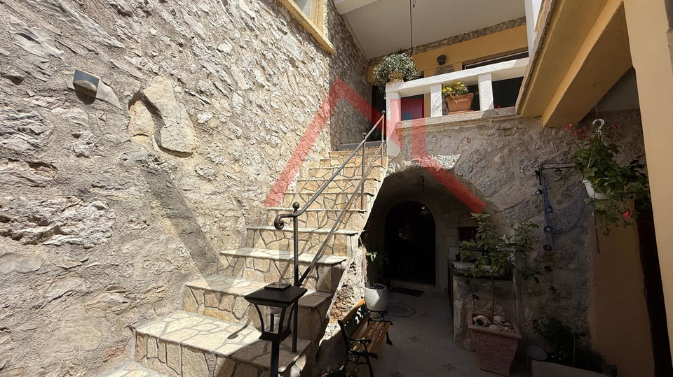 TRIBALJ - Stone House