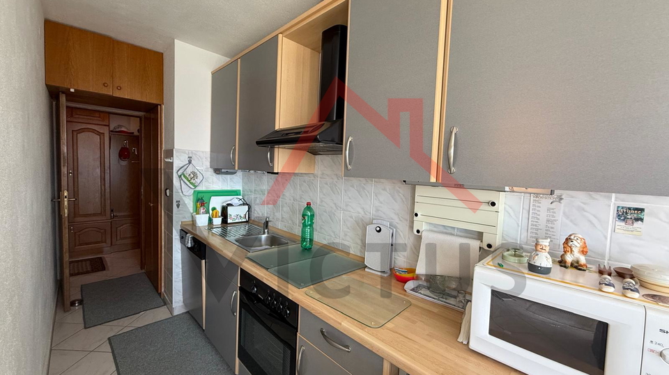 SELCE - Apartment with garage