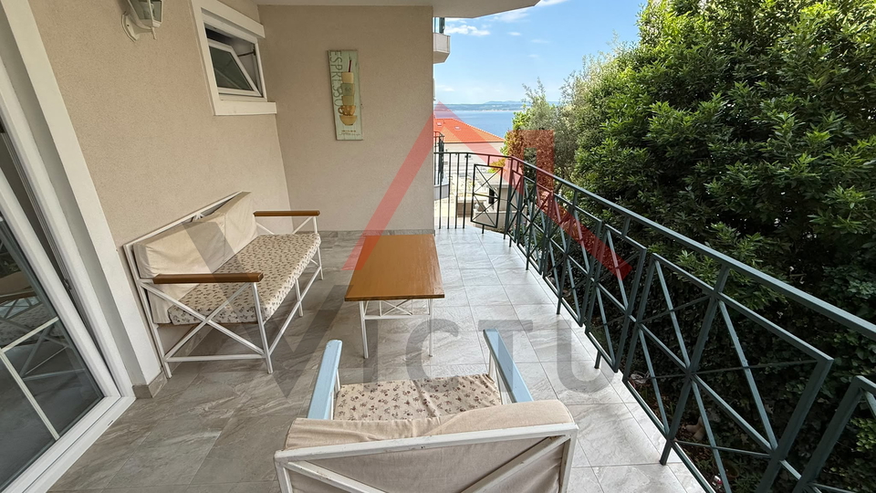 CRIKVENICA - 1S&plus;DB&comma; stan udaljen 50 m od mora&comma; 46 m2