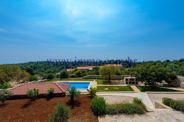 UNIQUE STONE VILLA WITH SWIMMING POOL